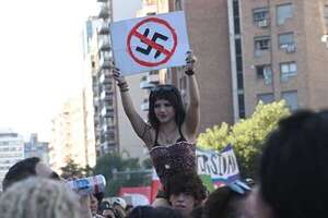 Buenos Aires prohíbe a sus docentes expresar opiniones sobre religión, género y política - Mundo - ABC Color