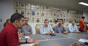 Centurión y Wagener preparan una ley para que Nenecho no pueda meter a los morosos en Informconf