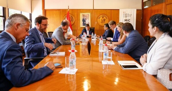 Paraguay’s positioning as a regional capital for forest industrialization advances - .::Agencia IP::.
