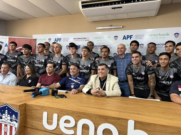  ENCARNACIÓN F.C. PRESENTA SU PLANTEL Y CUERPO TÉCNICO TEMPORADA 2025 - Itapúa Noticias