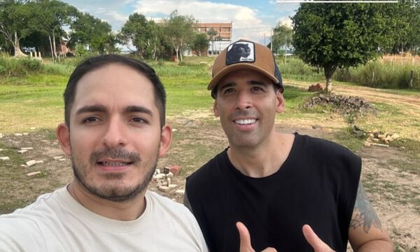 ¡Apénami! Edgar Camarasa está construyendo otra casota junto al Paraná