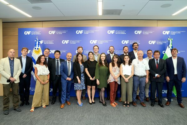 Paraguay refuerza compromiso con la integración energética regional - .::Agencia IP::.