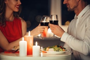 San Valentín:Opciones de cenas románticas para una noche inolvidable | Análisis Macro | 5Días