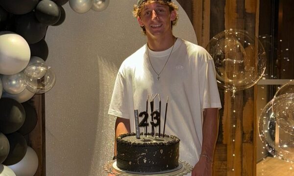(VIDEO) ¡Mirá cómo y con quién festejó su cumple el “Modric paraguayo”!