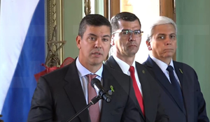 Santiago Peña anuncia una cumbre de poderes para el lunes - Noticiero Paraguay