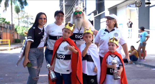 Versus / El emotivo video de Olimpia por el "Día de los Enamorados"