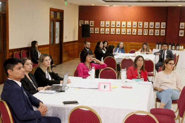 Prosiguen talleres para análisis externo e interno del PEI 2026 – 2030