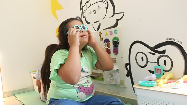 Presentan inédito material didáctico inclusivo para escuelas, entre otras noticias positivas