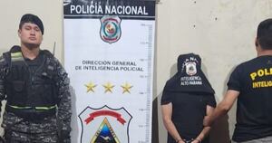 La Nación / Interceptan un vehículo robado y su conductor tenía siete órdenes de captura