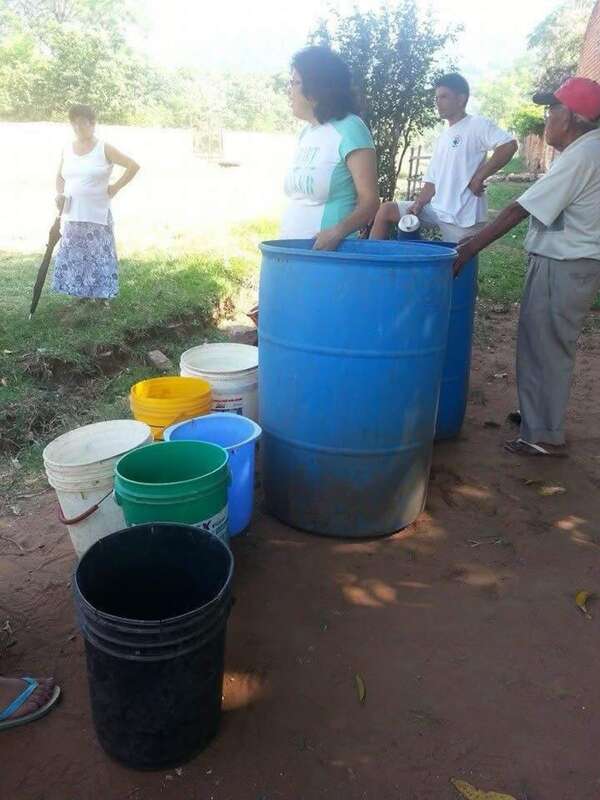 Vecinos de Sapucái denuncian falta de agua y exigen solución a la Junta de Saneamiento - Nacionales - ABC Color