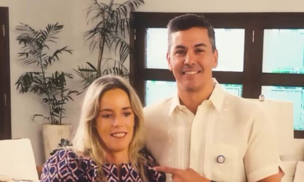 (VIDEO)Por día de los enamorados Santi Peña y la Primera Dama tuvieron un tierno desafío