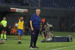Versus / La determinación que tomó Cerro sobre Carlos Jara Saguier