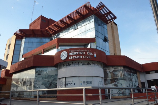 Fusión de Registro Civil e Identificaciones mejorará el servicio de las documentaciones, informó proyectista