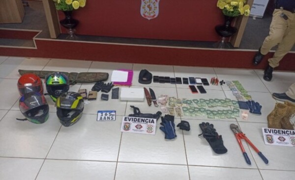Imputan por robo agravado a detenido durante allanamiento
