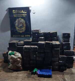 Incautan más de una tonelada de marihuana prensada en la frontera entre Alto Paraná y Canindeyú - ADN Digital