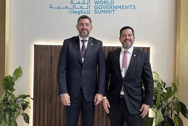 Alliana y Latorre exponen sobre oportunidades laborales en Cumbre Mundial de Gobiernos - ADN Digital