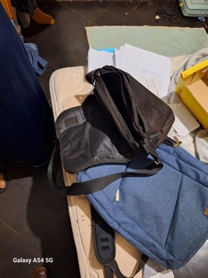 Asaltan y roban 90 millones de guaraníes a tesorera de Asociación de Padres - 1000 Noticias