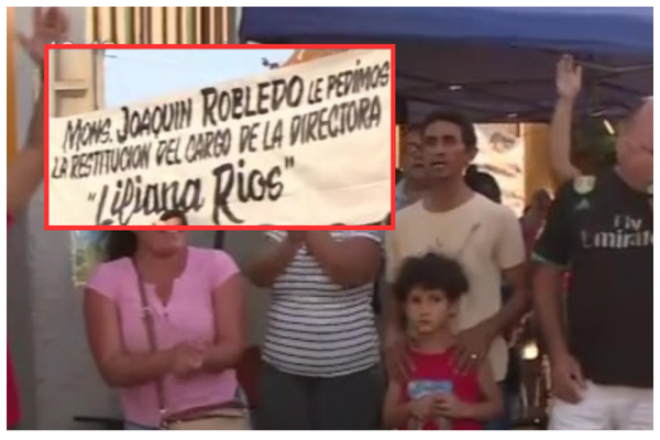 Padres y estudiantes mantienen toma de colegio en J. Augusto Saldívar - SNT