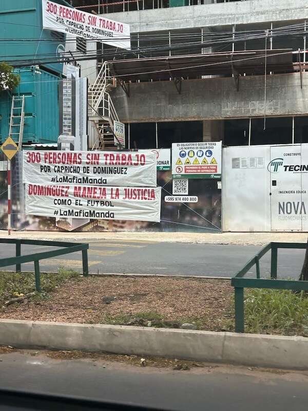Gremios expresan preocupación por la paralización de importante proyecto inmobiliario - Nacionales - ABC Color