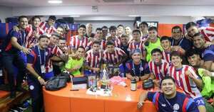 La Nación / “Soy guaraní y mbarete” cantan los albirrojos
