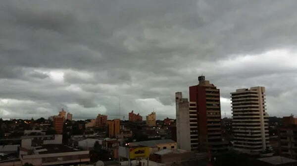 Pronostican un fin de semana muy caluroso y chaparrones - Noticiero Paraguay