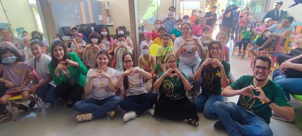 Homenajean a pequeños héroes que luchan contra el cáncer - .::Agencia IP::.