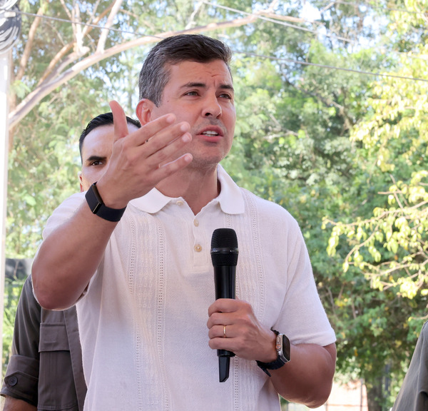 Presidente convoca a nueva “cumbre de poderes” para analizar situación creada por los chats