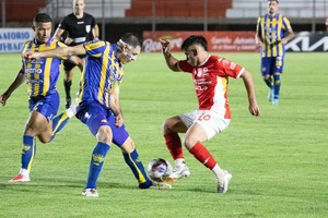General Caballero JLM golpea a Sportivo Luqueño con goleada por 3-0 - Unicanal