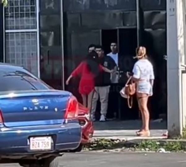 (VIDEO) Día de los enamorados opa akâcharape en una discoteca