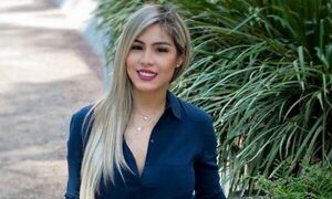 (VIDEO) Nadia Portillo prueba suerte con un nuevo estilo