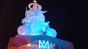Colocan tela de luto en el monumento a la Virgen María Auxiliadora en memoria de su impulsor