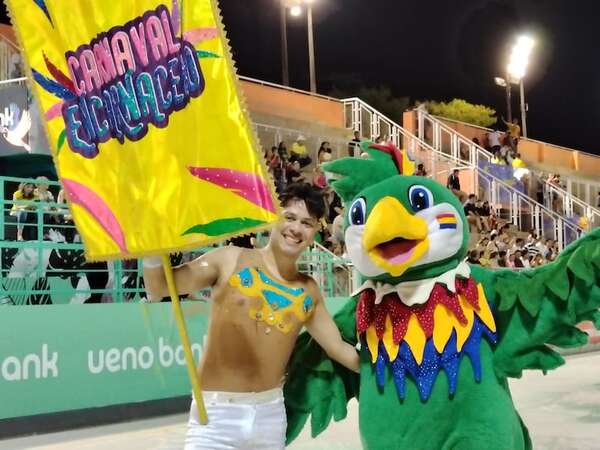 Así comenzó la última noche del Carnaval Encarnaceno 2025 - Espectáculos - ABC Color