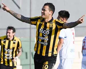 Recuperación legendaria: Guaraní vence 2-1 a Nacional y vuelve a la cima - Fútbol - ABC Color