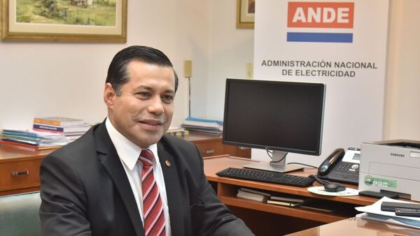 Paraguay: A menos de una década de consumir disponibilidad eléctrica