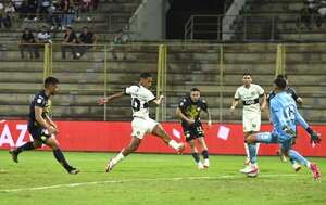Olimpia va por otra victoria ante un Trinidense de cuidado - Fútbol - ABC Color