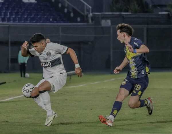 Olimpia y Trinidense abren la jornada futbolera de hoy - trece