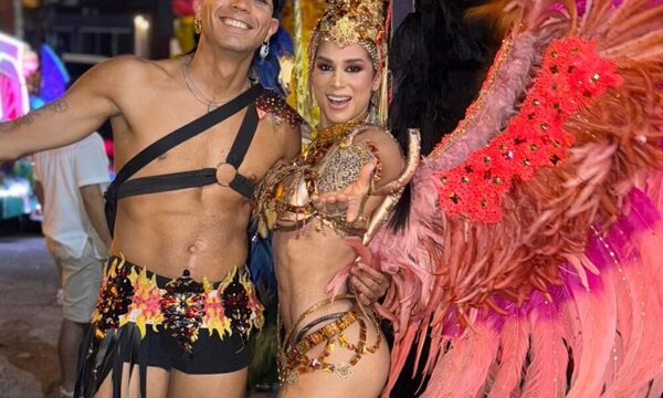 (GALERÍA) Fabi Martínez arrasó en el carnaval encarnaceno