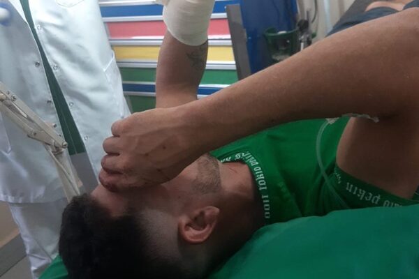 Hombre es macheteado en Juan L. Mallorquín