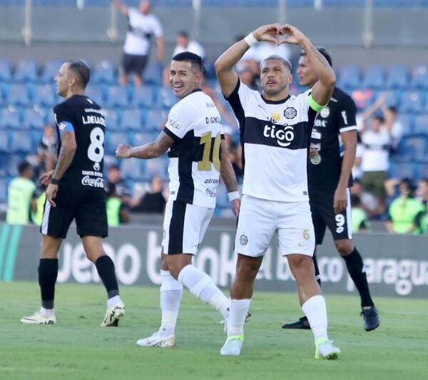 Olimpia batió a Triki y sigue prendido arriba
