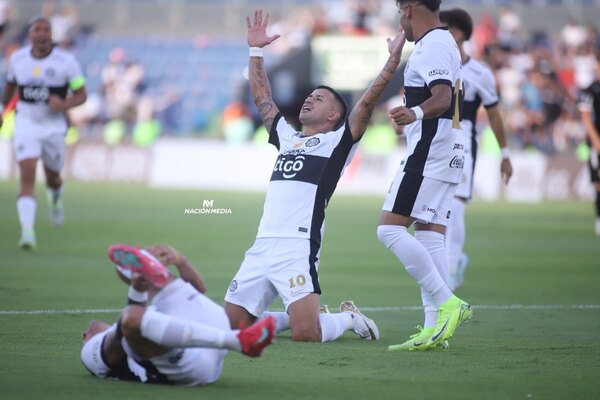 Versus / Derlis González sobre el superclásico: "Uno siempre quiere ganar"