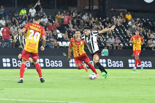 Libertad gana ante Ameliano y sigue como solitario puntero - 1000 Noticias