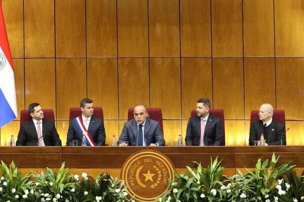 Poderes del Estado se reúnen hoy en cumbre