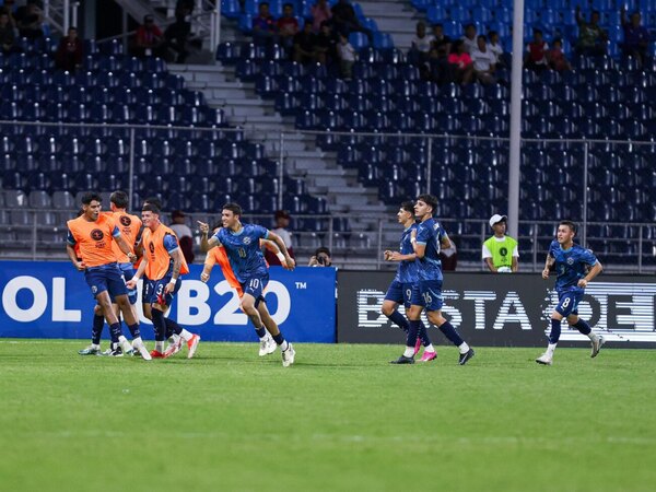 Versus / Paraguay amarga a Argentina y hace campeón a Brasil