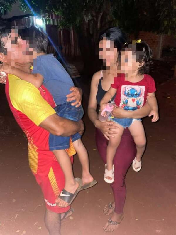No aceptó el fin de la relación, se llevó a sus dos hijos y amenazó con matarlos - 1000 Noticias