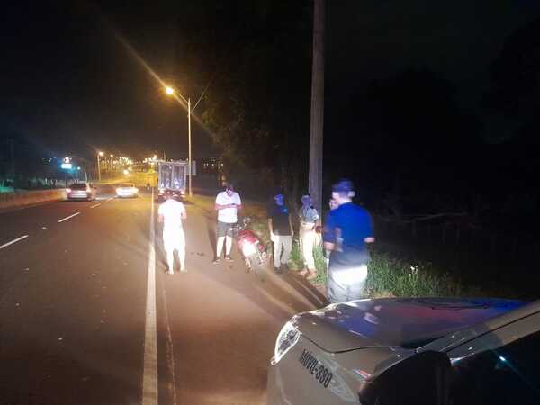 Motociclista resultó herido en un accidente sobre la Ruta PY01