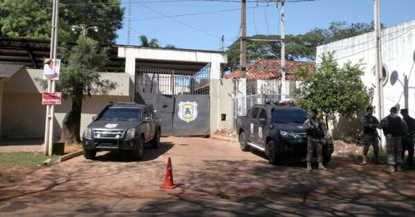 Diario HOY | Recluso escala muralla para escapar y es detenido a balinazos
