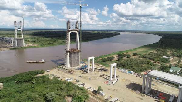 El Puente de la Bioceánica registra más del 65% de avance: colocan cabos de atirantamiento - Economía - ABC Color