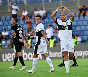 Olimpia muestra su poder goleador y llega afilado al Superclásico