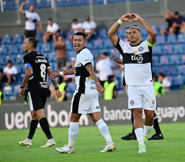 Olimpia muestra su poder goleador y llega afilado al Superclásico
