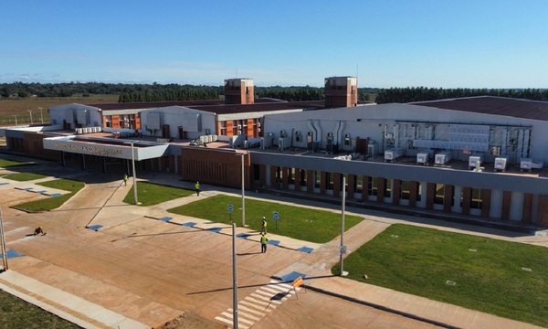 Salud Pública no define utilidad del antiguo hospital regional de Coronel Oviedo - OviedoPress